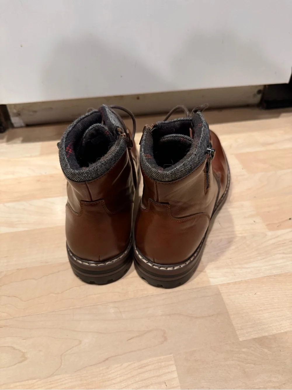 Steve Madden Brown Leather Lace-Up Ankle Boots